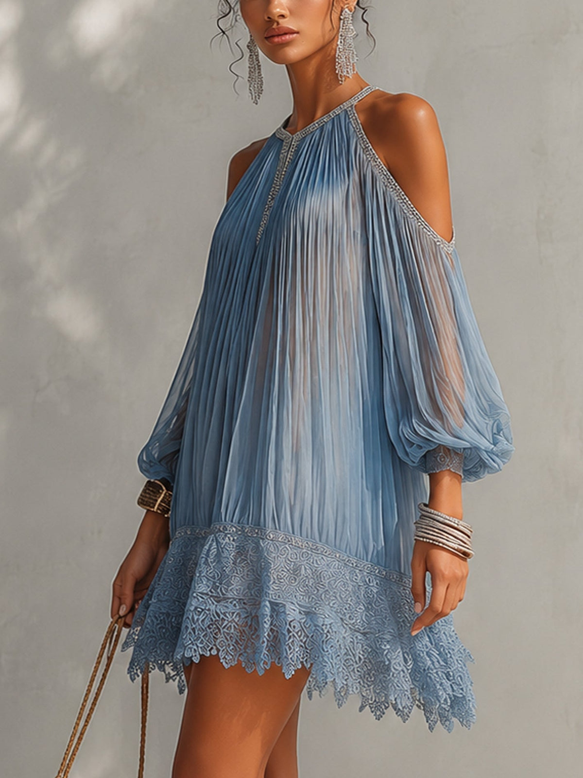 Amber | Vestido Mini con Bajo de Encaje