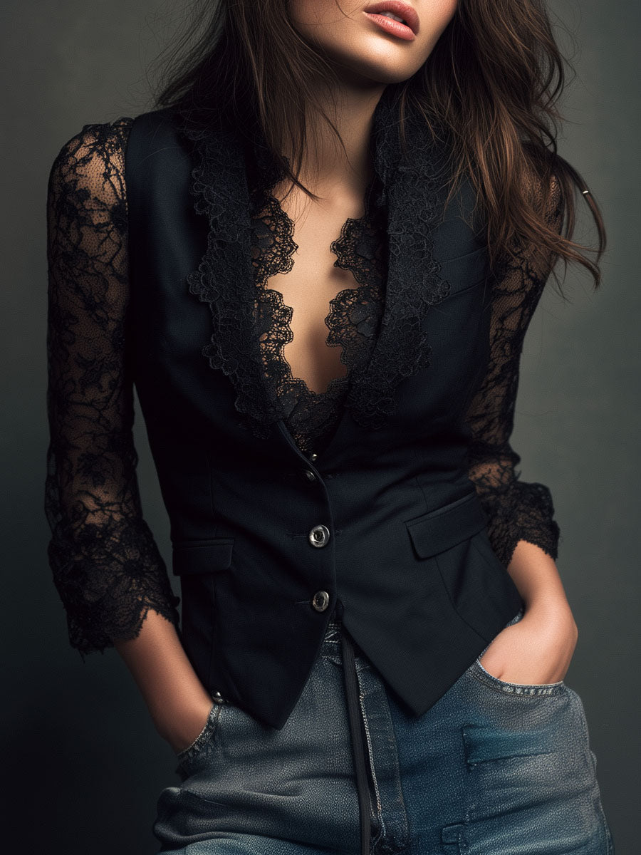 Odette chaqueta negra con mangas semitransparentes