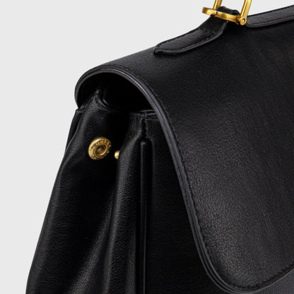 CIARA ESSENTIAL