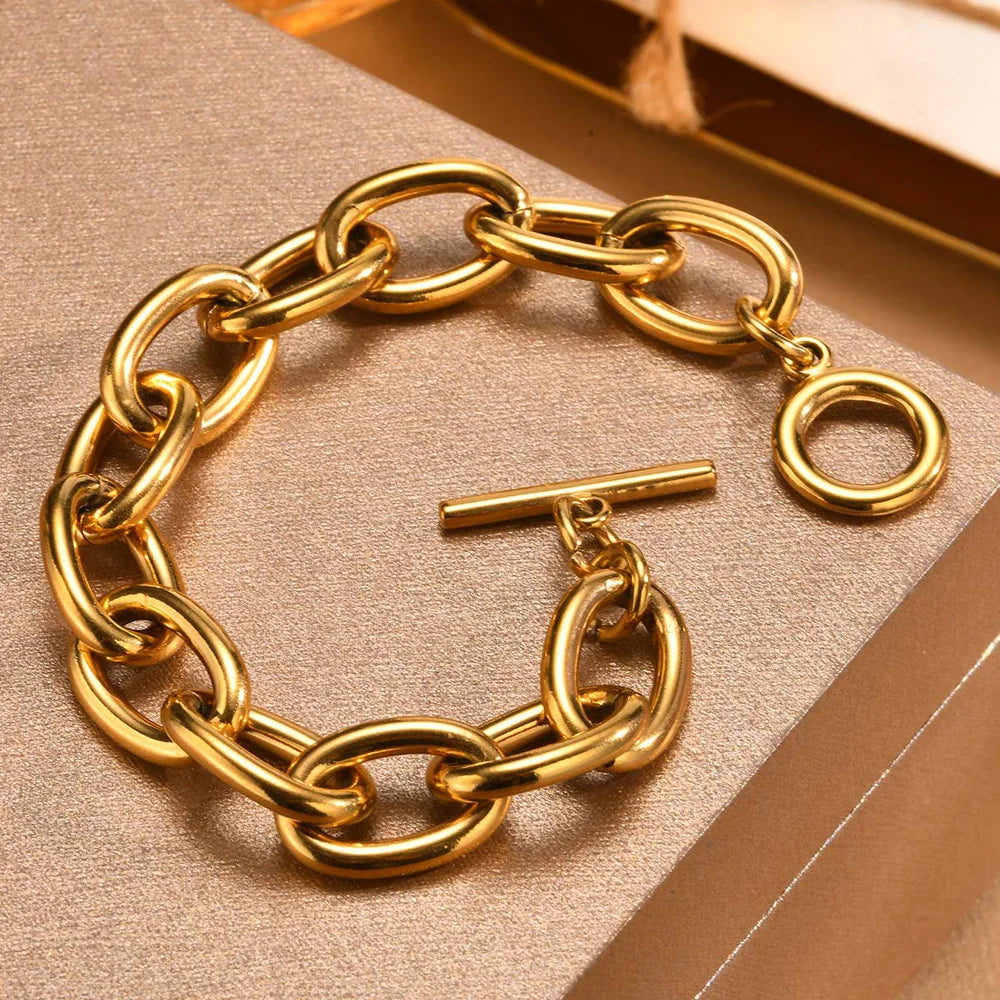 Julieta - Pulsera de eslabones gruesos dorada