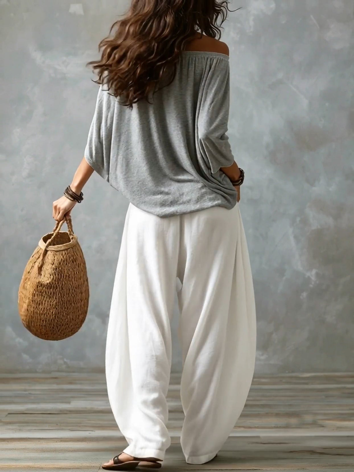 Valentina | Top Blanco Off-the-Shoulder y Conjunto de Pantalón Lantern Ancho